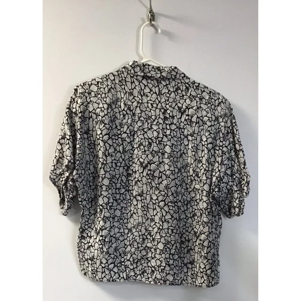 Vintage/Retro Stoplight of California Crop Shirt Size Medium Black Blouse Top 🤍 - Picture 3 of 5